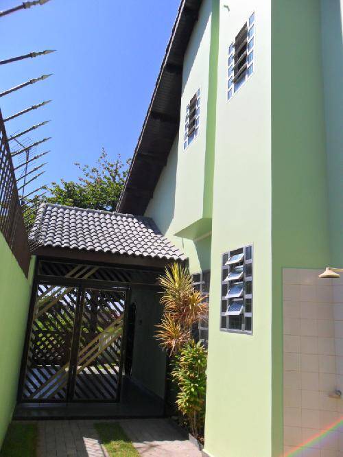 Casa à venda com 4 quartos, 200m² - Foto 15