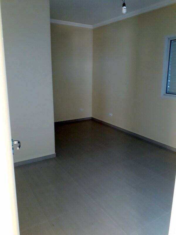 Casa à venda com 4 quartos, 250m² - Foto 3