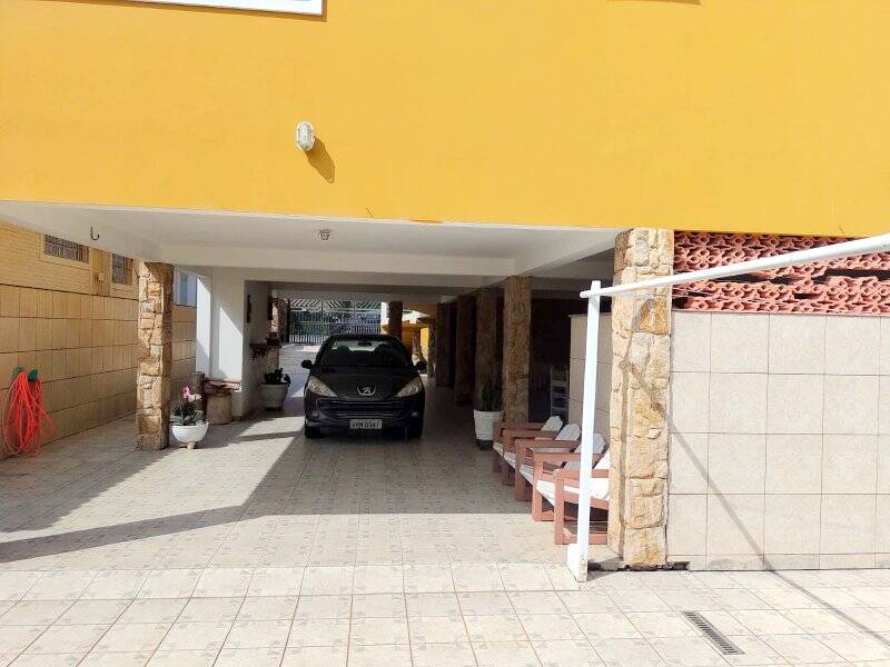 Casa à venda com 5 quartos, 597m² - Foto 4