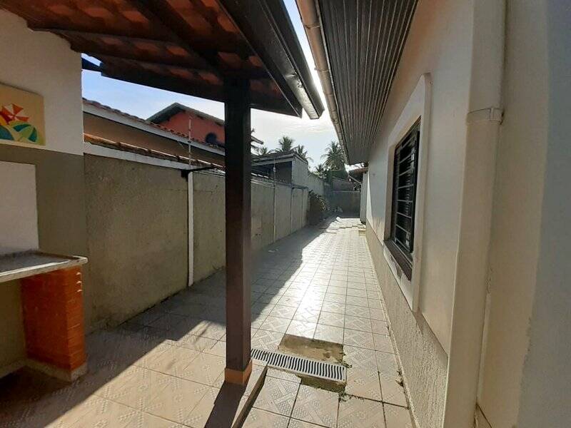 Casa à venda com 5 quartos, 194m² - Foto 19