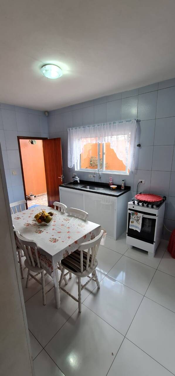 Casa à venda e aluguel com 3 quartos, 130m² - Foto 20