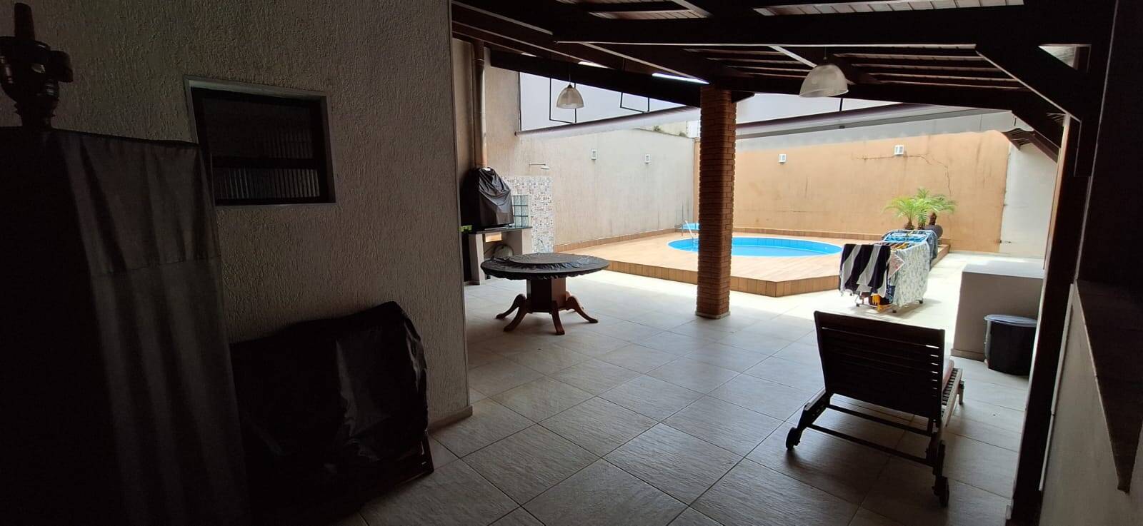 Casa à venda com 4 quartos, 219m² - Foto 8