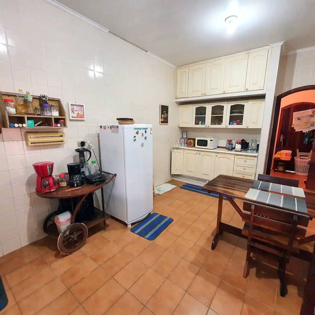 Casa à venda com 3 quartos, 350m² - Foto 16