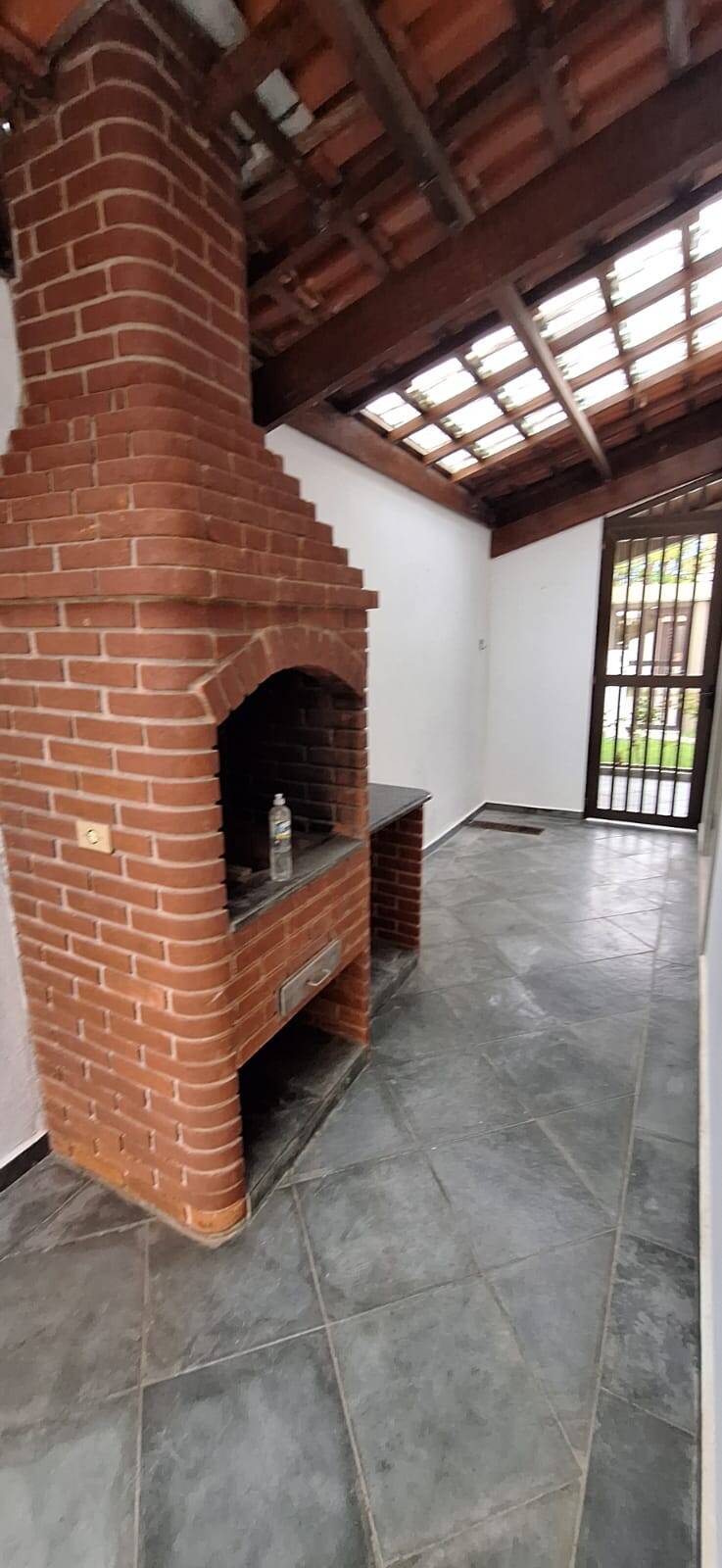 Casa à venda com 4 quartos, 208m² - Foto 5