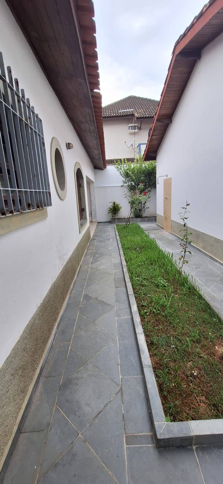 Casa à venda com 4 quartos, 208m² - Foto 20