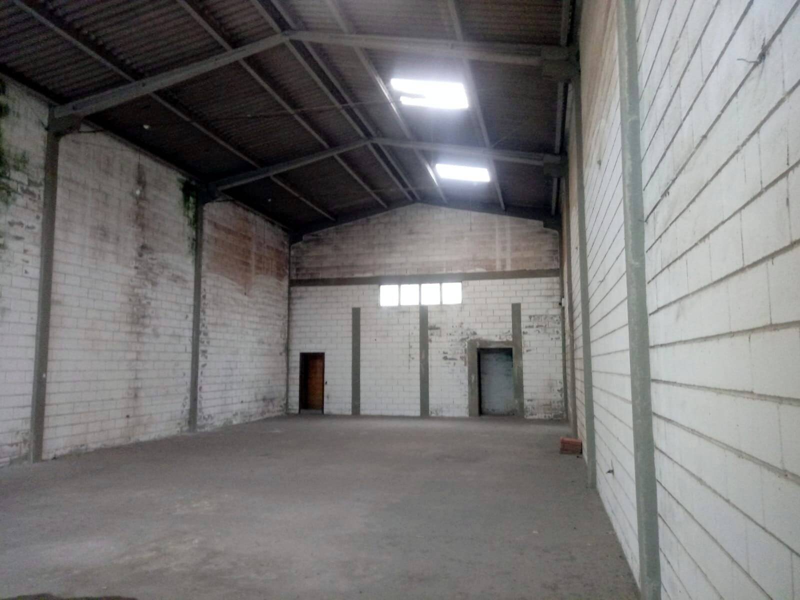 Depósito-Galpão-Armazém para alugar, 225m² - Foto 2