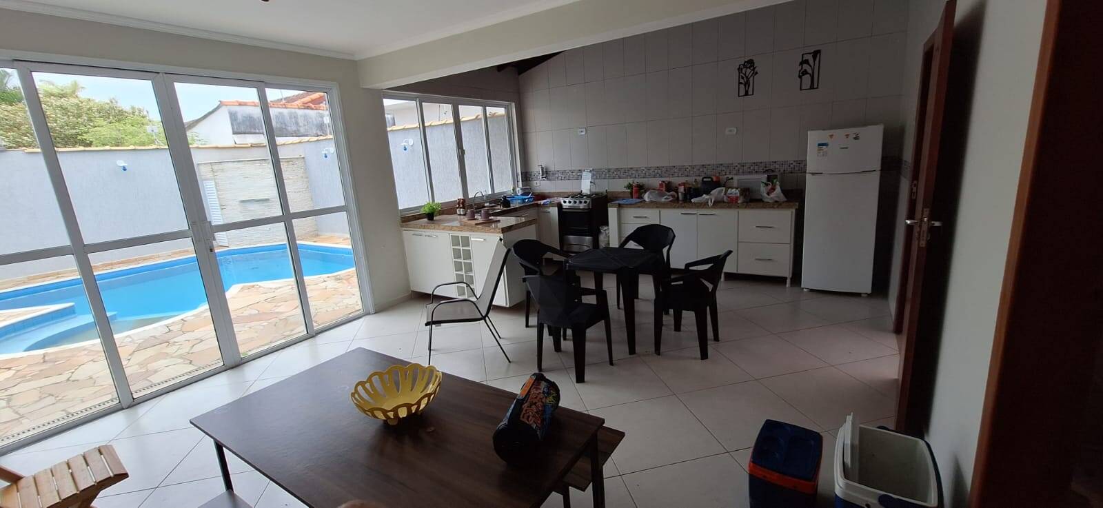 Casa à venda com 3 quartos, 165m² - Foto 4