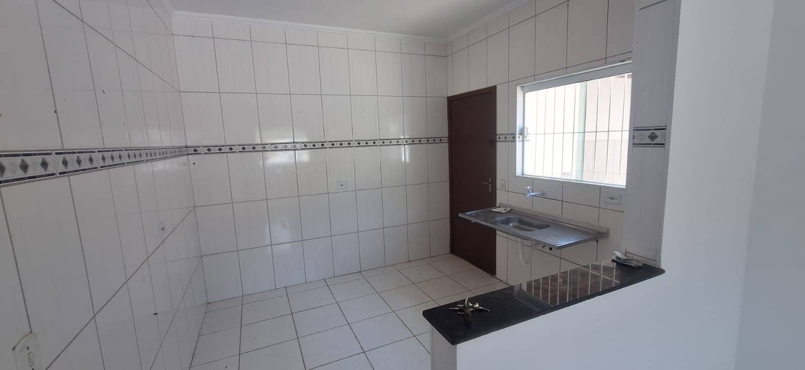 Casa à venda com 2 quartos, 67m² - Foto 5