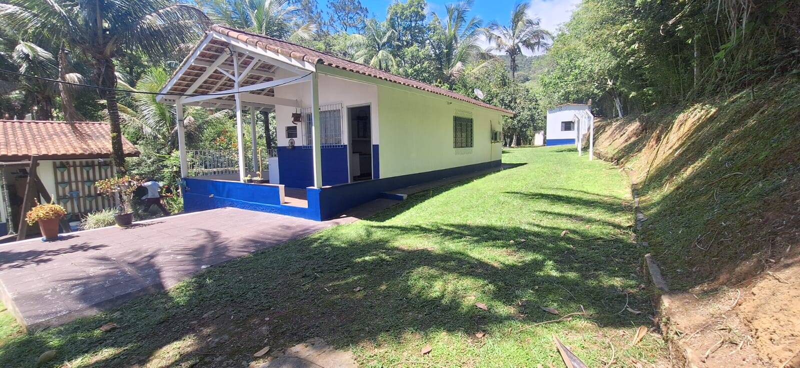 Fazenda à venda com 5 quartos, 180m² - Foto 33