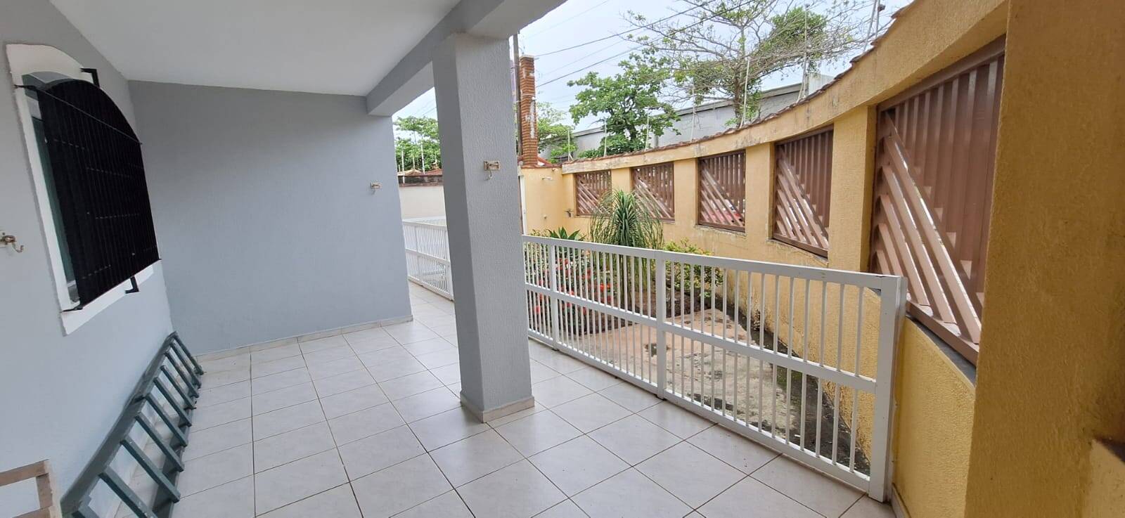 Casa à venda com 3 quartos, 140m² - Foto 3