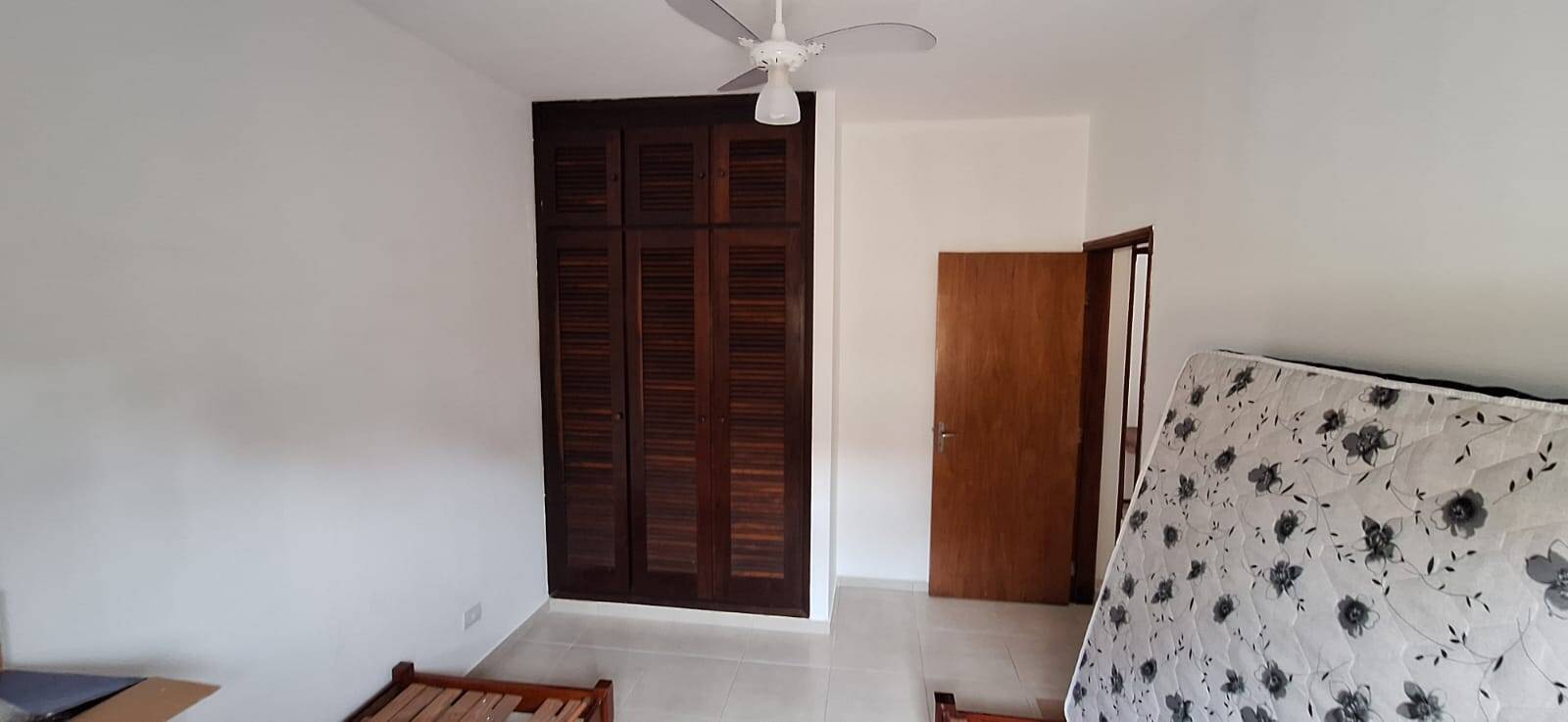 Casa à venda com 3 quartos, 140m² - Foto 12