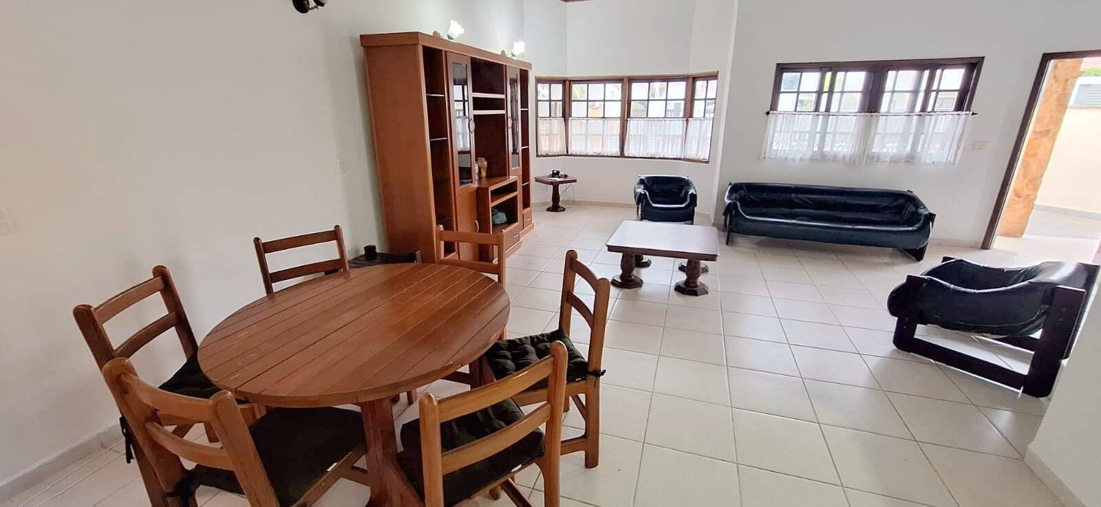 Casa à venda com 3 quartos, 121m² - Foto 3