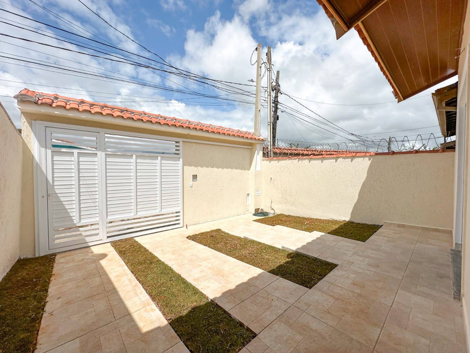 Casa à venda com 3 quartos, 87m² - Foto 3