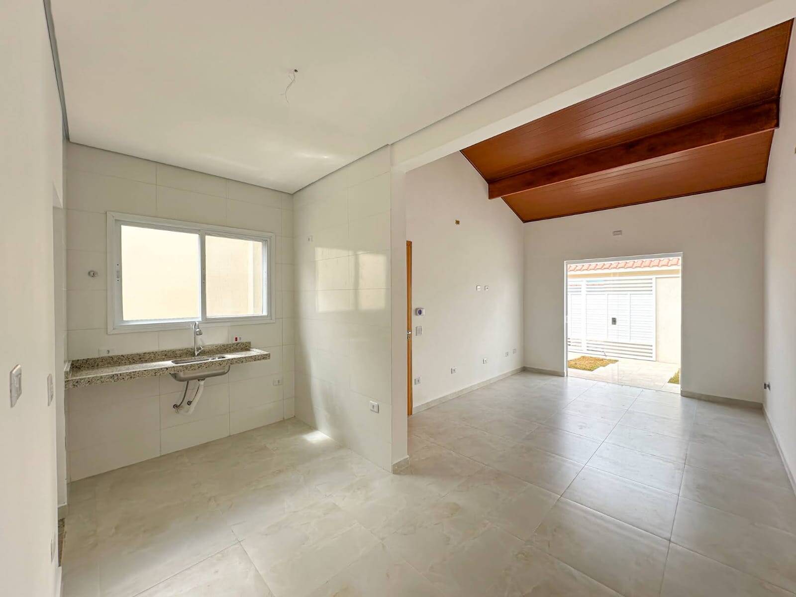 Casa à venda com 3 quartos, 87m² - Foto 7