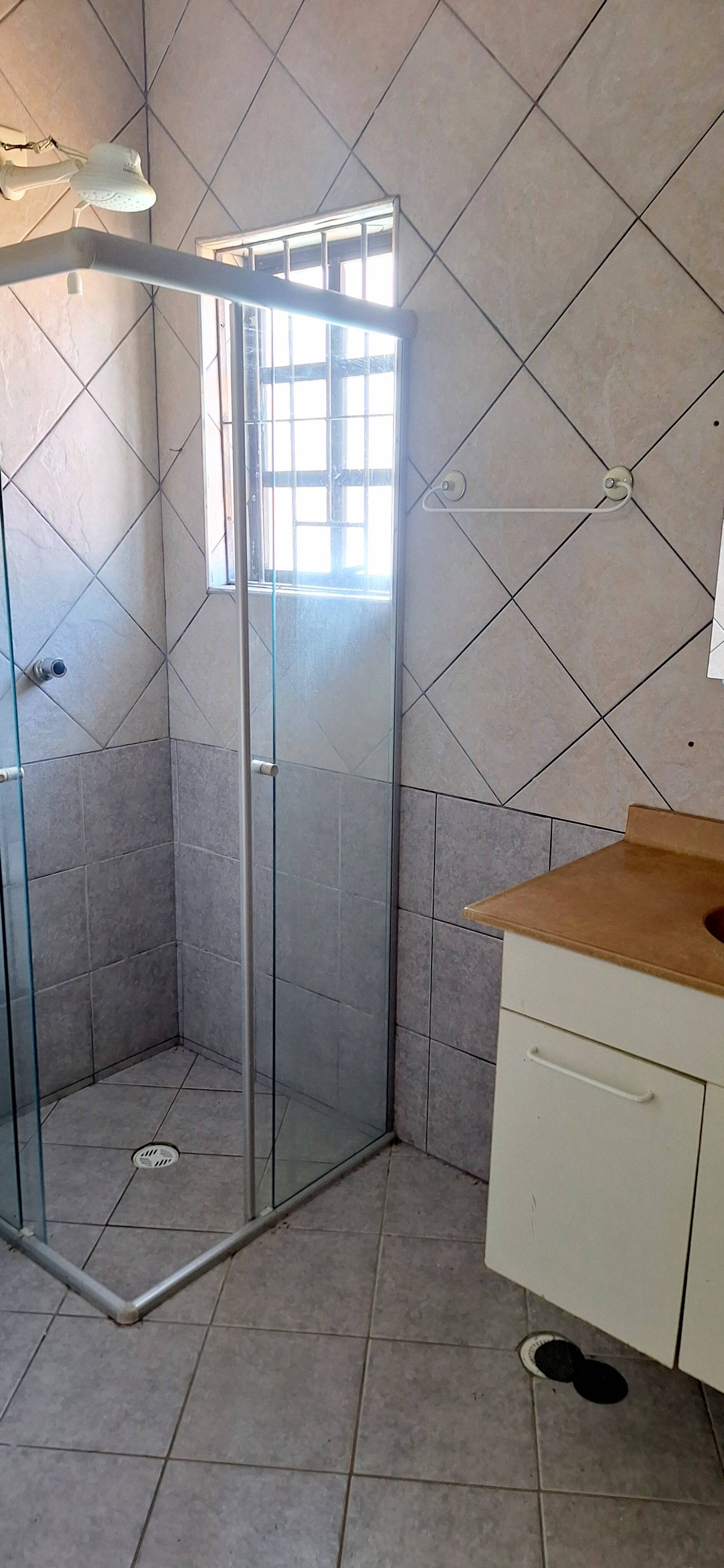 Casa para alugar com 3 quartos, 120m² - Foto 18