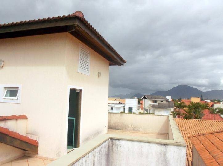 Casa à venda com 5 quartos, 110m² - Foto 17