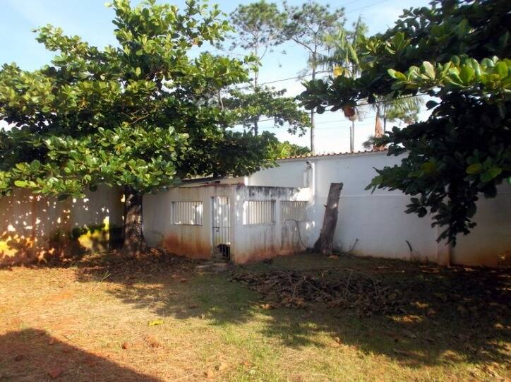 Fazenda à venda com 6 quartos, 600m² - Foto 2